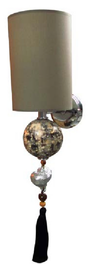 Pen-Shell Wall Light